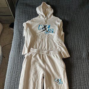 Nike Air Jordan Jumpman Classics Hoodie plus Sweatpants Combo